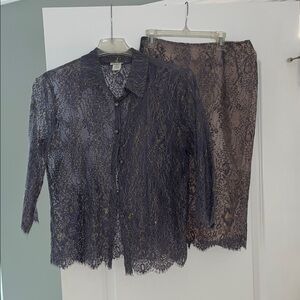 Elegant Lace Skirt Set in Gray